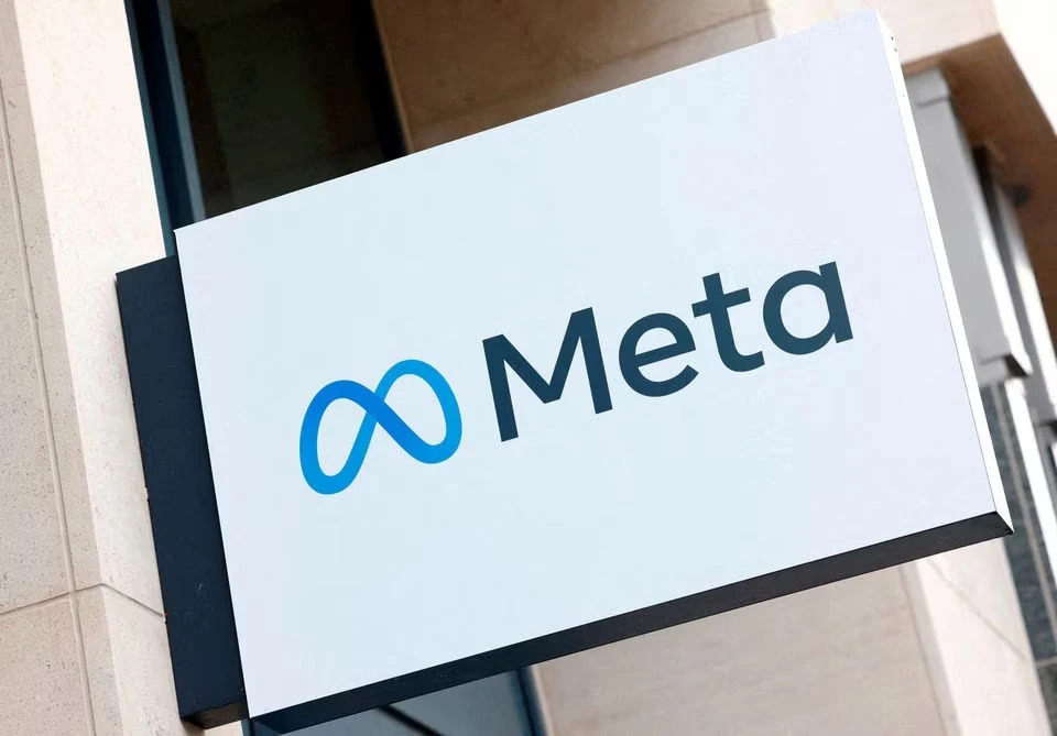 Cổ phiếu Meta giảm do chi tiêu AI cao hơn, dự báo doanh thu nhẹ