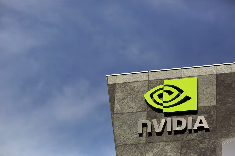 Cổ phiếu Nvidia tăng gần 7% sau khi thị trường sụt giảm 430 tỷ USD